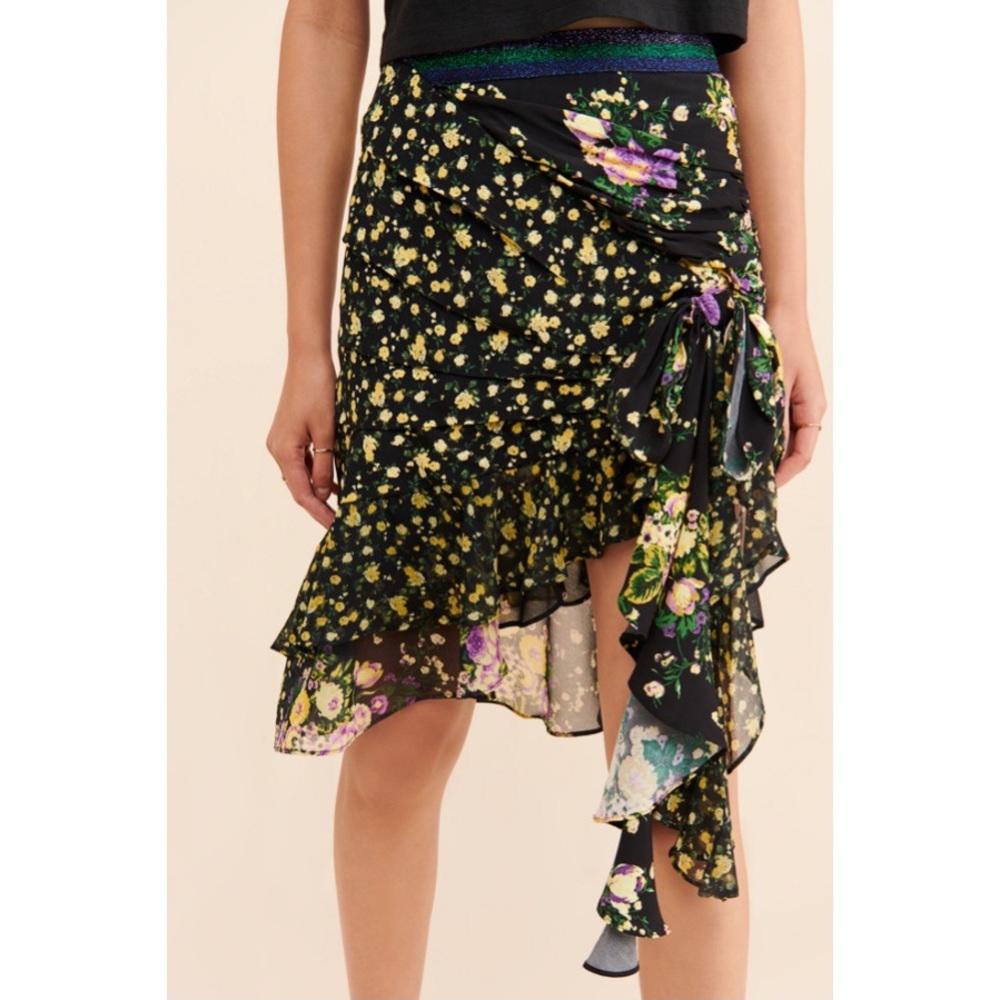 For Love & Lemons Eileen ruffled mini skirt • Medium